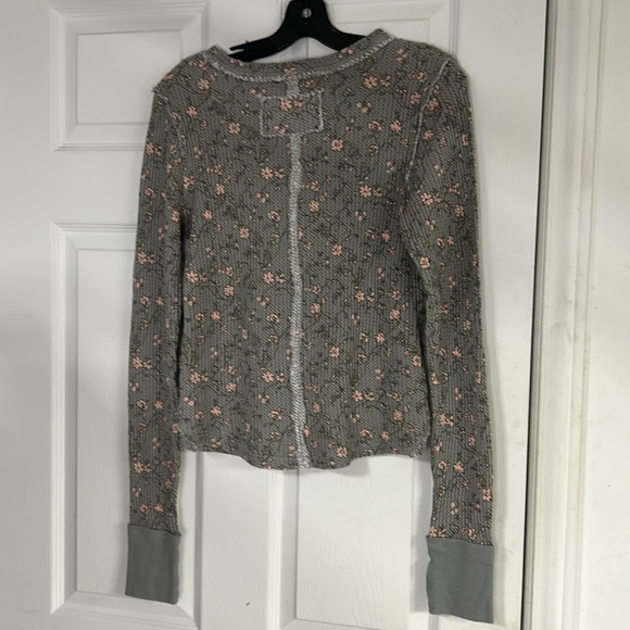 Free People Pretty Little Thermal - Picture 4 of 4